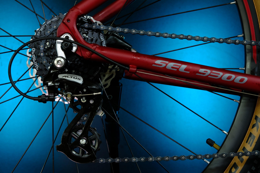 LORAK Sel 9300 Матовый Красный/Серый 22р (на рост 183-193)